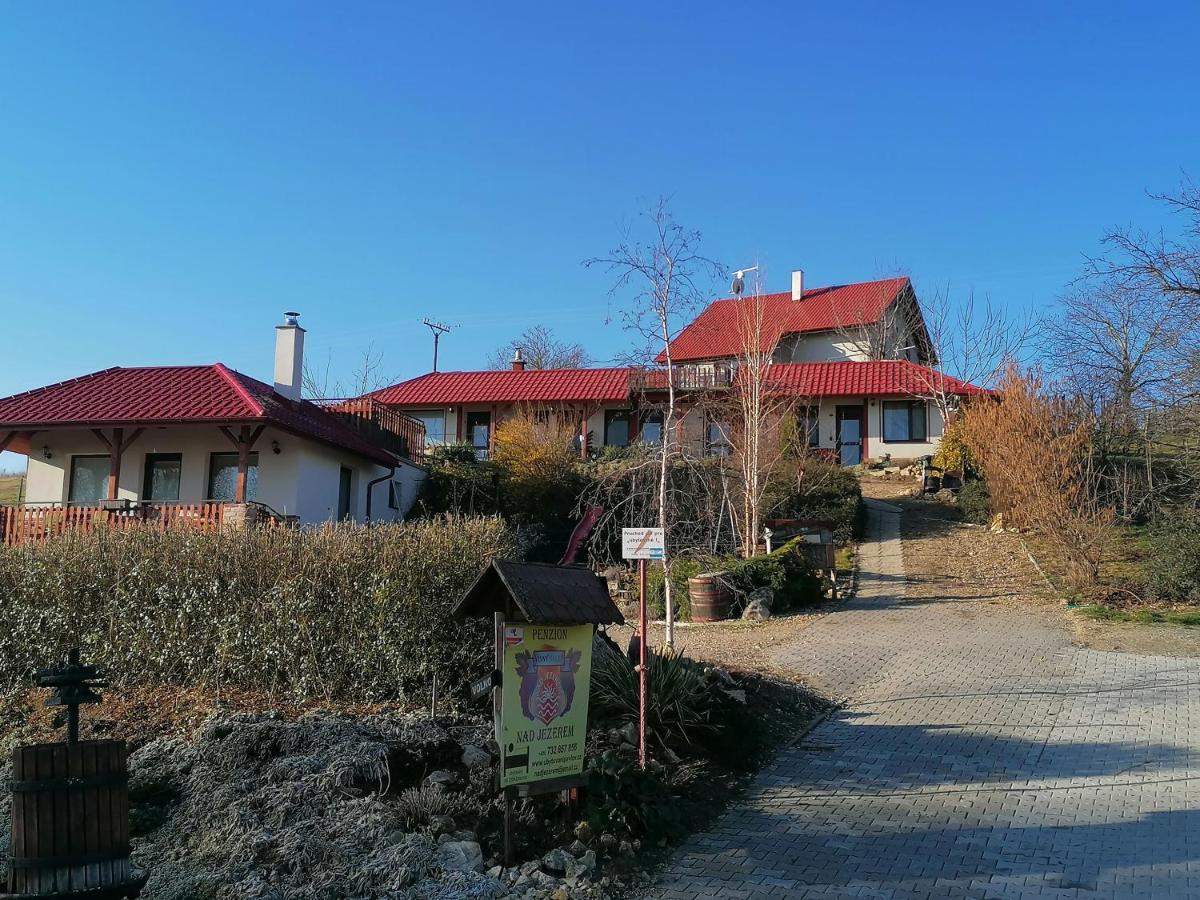 Penzion Nad Jezerem Pavlov Extérieur photo