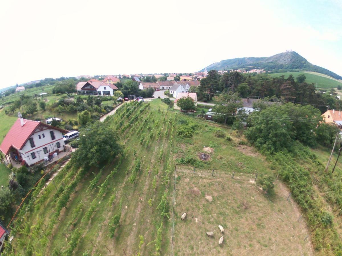 Penzion Nad Jezerem Pavlov Extérieur photo