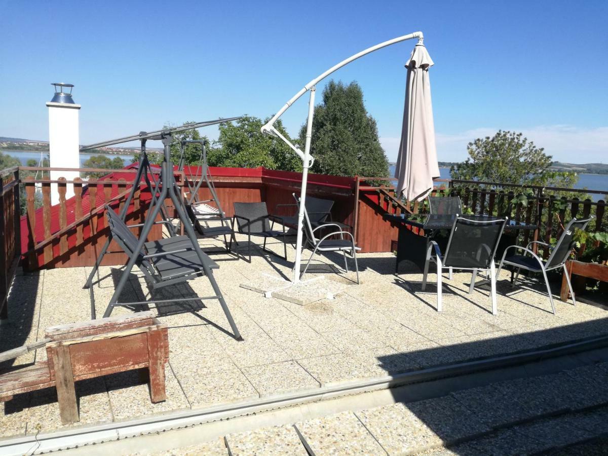 Penzion Nad Jezerem Pavlov Extérieur photo