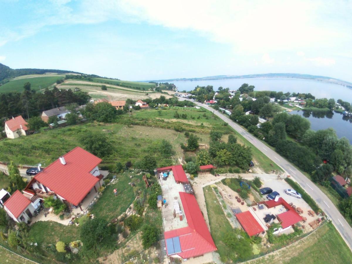 Penzion Nad Jezerem Pavlov Extérieur photo