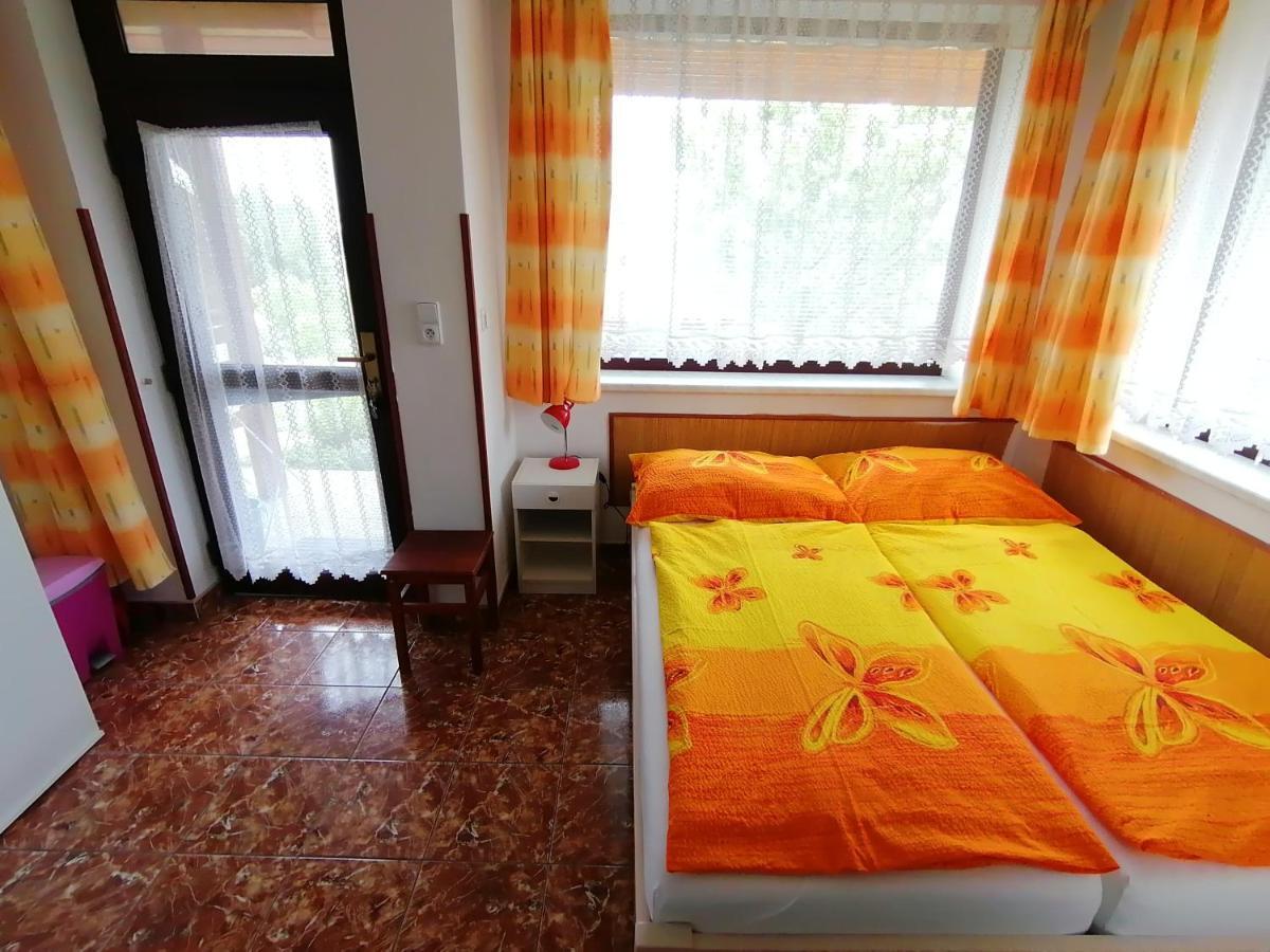 Penzion Nad Jezerem Pavlov Extérieur photo